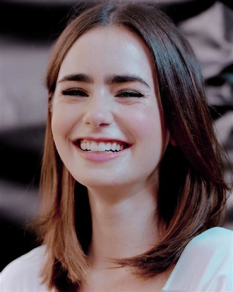 Summer Girls Perfect Teeth Lilly Collins What Makes You Beautiful