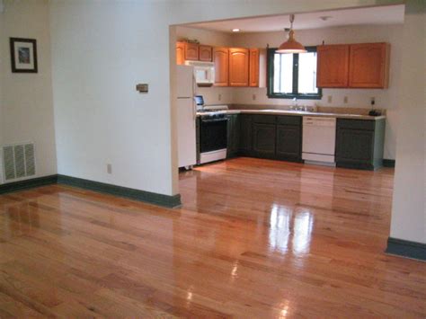 The pros of hardwood kitchen flooring. Hardwood or Tile for entry and kitchen? (hardwood floors ...
