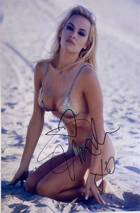 Autograph Signed Pamela Anderson Photo