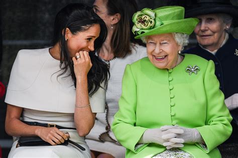 Meghan Markle Reportedly Took Two Hour Etiquette Lessons Before Meeting The Queen Allure