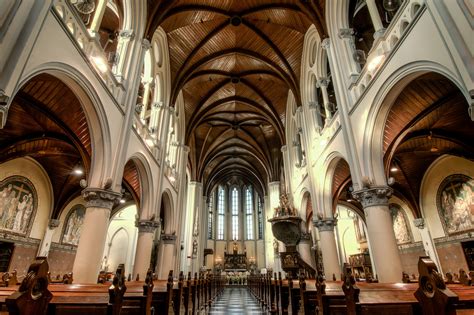Gereja Katedral Jakarta, Bak Istana Di Negeri Dongeng - Backpacker Jakarta