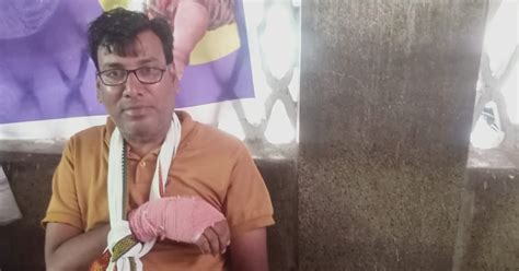 पत्रकार साजिद के साथ मारपीट में हाथ में लगी चोट कैमरा भी तोड़ा जमीनी मामले में लड़ाई का कर रहे