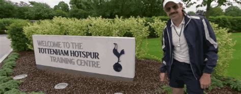 A father recounts to his children. The man you thought you knew to be Saturday Night Live star Jason Sudeikis is actually Tottenham ...