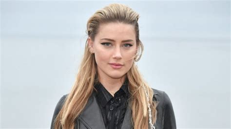 Amber Heard Reportedly Deleting Angry Instagram Comments After Johnny