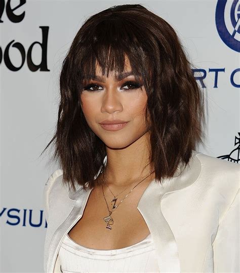 25 Hairstyles That Look Ridiculously Chic With Wispy Bangs In 2020 Cool Hairstyles Zendaya