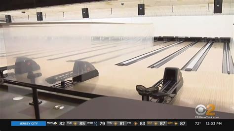 Bowling Alleys Reopen In New York As Gov Cuomo Announces Guidelines
