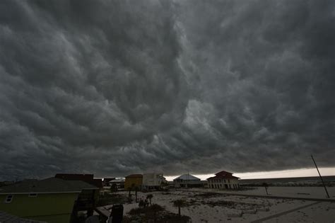 Pensacolaflstorm Ominous Looking Storm Clouds On Pensacola Beach