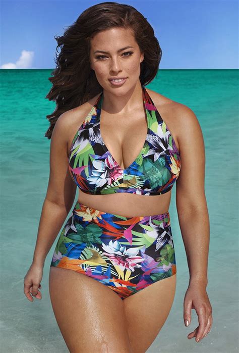 Ashley Graham And Iskra Lawrence In Sexy New Swimwear
