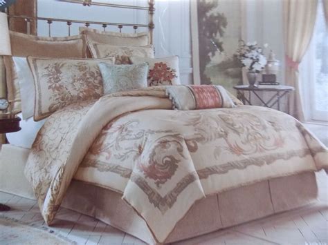Croscill bedding has been styled to capture the american spirit. CROSCILL~NORMANDY~~8 PIECE QUEEN COMFORTER SET~NEW~ | eBay
