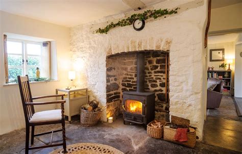 Rustic Cottage In Rural Powys For Exploring Beautiful Welsh Border