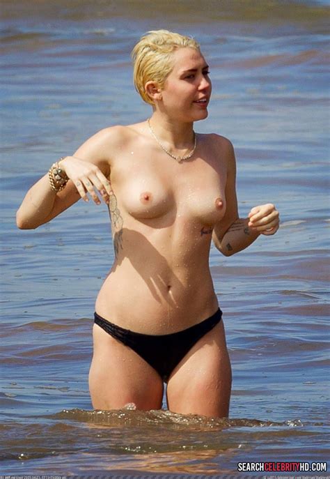 Pic Photos Bikini Candid Miley Cyrus Topless Hawaii 242148B