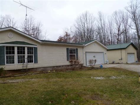 Our website is a great source for finding harrison id real estate for sale. 2085 COOLIDGE Harrison MI 48625 | Condell Wonder Land ...
