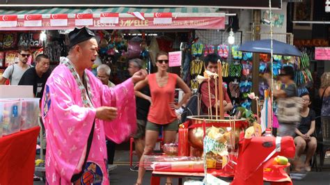 The hungry ghost festival celebrates the taoist belief in the afterlife. Hungry Ghost Festival - Visit Singapore Situs Web Resmi