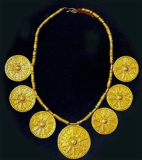 Pre Achaemenid Gold Necklacecirca 1000 Bc Found In North Of Iran