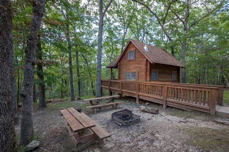 Maybe you would like to learn more about one of these? 10 Cozy Cabins In Missouri For A Perfect Fall Getaway