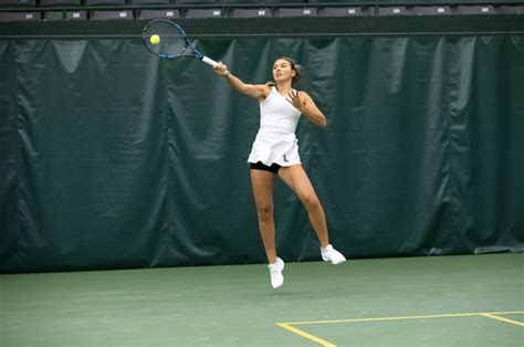Women’s Tennis College Picks Up First Two Wins Of The Season Flat Hat News