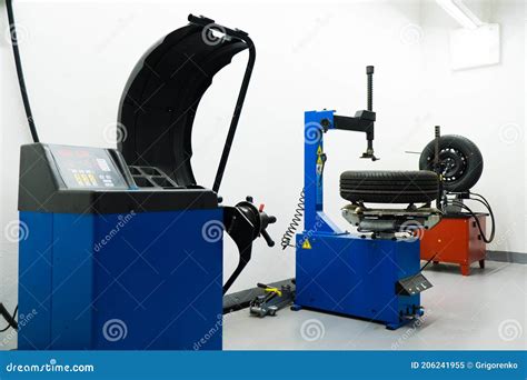 Tire Fitting Equipment Stock Image Image Of Industry 206241955