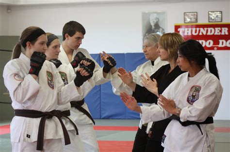 Country 1053 News: Karate Expo This Weekend