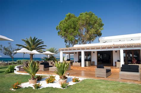 No need to worry about carrying luggage or groceries up. Gecko Beach Club (Formentera): 229 Hotel-bewertungen und ...