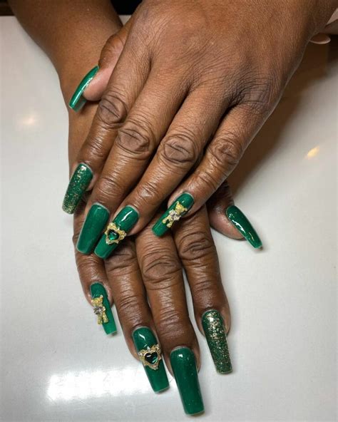 Best Ideas For Coffin Emerald Green Nails That Turn Heads Nail