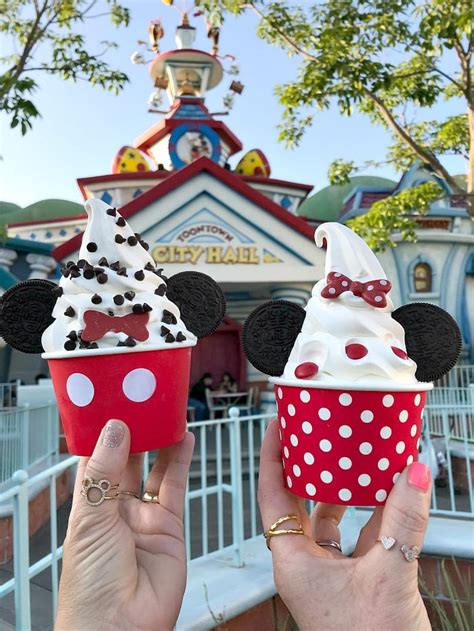 Best Food At Disneyland Available All Year Round Disney Themed Food