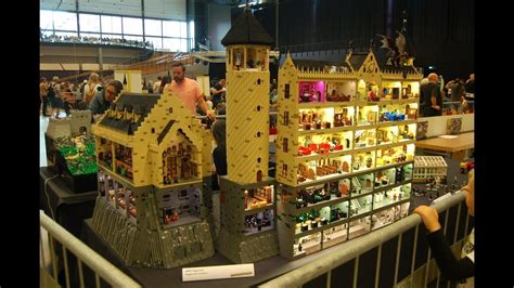 Huge Harry Potter Hogwarts Castle With Interiors From Lego Youtube