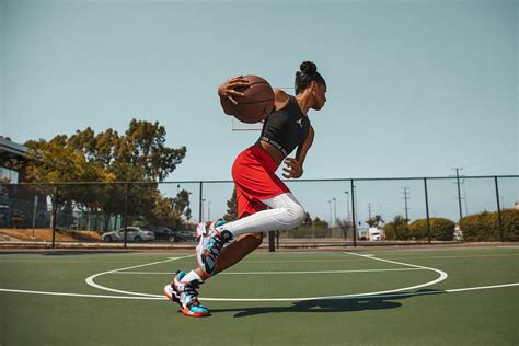 Dribbling Drills To Practise Before You Play Basketball Nike Ch