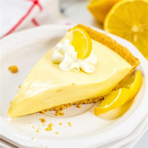 No Bake Lemon Icebox Pie