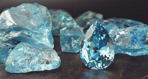 Aquamarine The Magical Properties Of The Stone Who Is It Suitable For