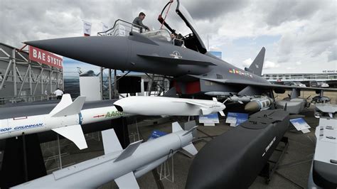 Bae Systems Uk Arms Maker Enjoys Record Year For New Orders As Wests