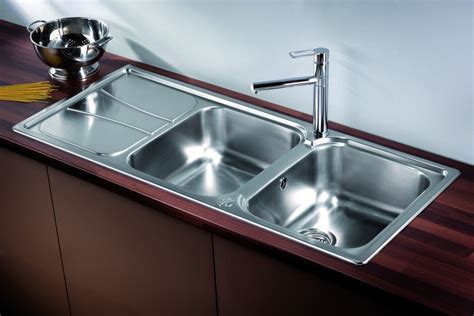 This article highlights all the advantages of having a. Stainless Steel Double Bowl Kitchen Sink Solutions | Taps ...