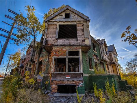 Abandoned Apartment Complex In Detroit Rabandonedporn