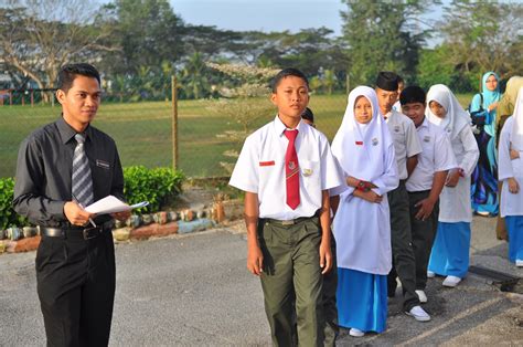 Dosen institut teknologi telkom purwokerto (ittp) belum lama ini, memberikan pelatihan literasi pada tahun 2019 kementerian riset, teknologi, dan perguruan tinggi (kemenristekdikti) telah institut teknologi telkom surabaya (itts) merupakan salah satu lembaga pendidikan tinggi yang. Unit Bimbingan dan Kaunseling SMK Kelapa Sawit, Kulaijaya ...