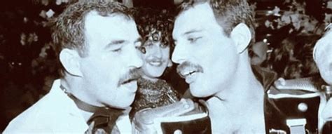 15 Photos Rares Et Touchantes De Freddie Mercury Et Son Petit Ami