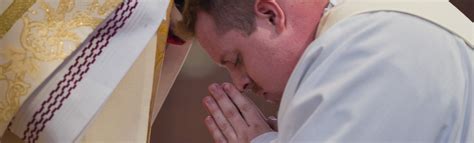New Priests Welcomed Today S Catholic