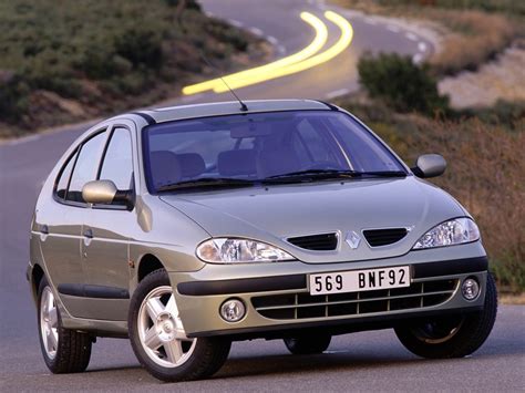 The renault mégane coupé tce 180 is the third generation hatchback in the renault mégane model range. RENAULT Megane Coupe specs & photos - 1999, 2000, 2001 ...