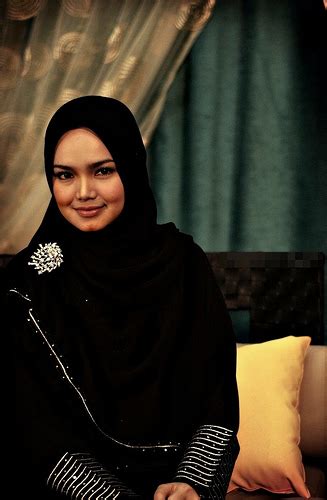 Cikgu Paling Sempoi Manisnya Datuk Siti Nurhaliza Bertudung Wanita