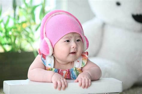 Gambar Bayi Lucu Imut Dan Menggemaskan Adzka