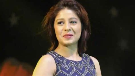 After Abhijeet Sawant Sunidhi Chauhan Opens Up On Her Biggest Problem With Indian Idol