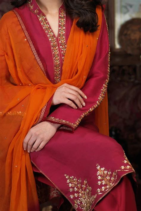 Pin By Namra Aleem On Dresses Formal Dresses For Women Simple Pakistani Dresses Pakistani