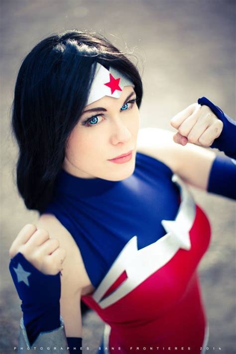 Cosplay Wonder Woman From Justice League War Omega Level