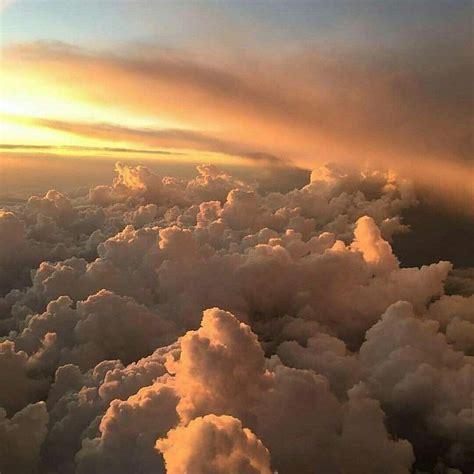 Vaveyla On Instagram Golden Clouds Yellow Aesthetic Sky Aesthetic Aesthetic Vintage