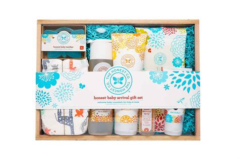 Check out our newborn baby gift set selection for the very best in unique or custom, handmade pieces from our sets shops. Baby Arrival Gift Set | The Honest Company