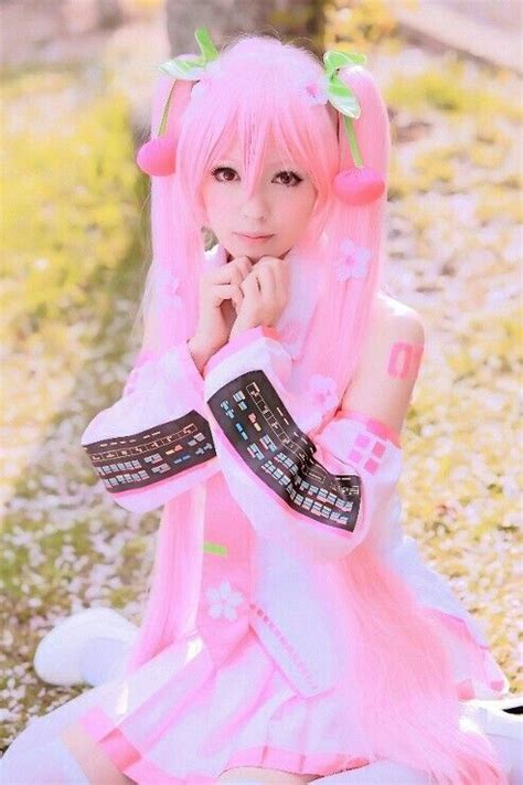 pin by ryuta kobayashi on anime manga miku cosplay cosplay anime vocaloid cosplay