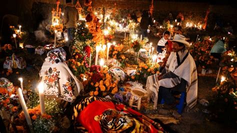 En Michoacán Está El Pueblito Mágico Con La Celebración De Día De Muertos Más Hermosa De Todo