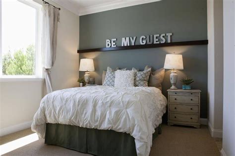 45 Inspiring Small Bedrooms Small Guest Bedroom Guest Bedroom Design Guest Bedrooms