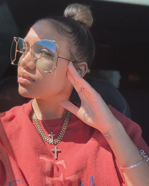 Paige Audrey Marie Hurd🦒 On Instagram “what Day Is It” Sunglasses Women Mirrored Sunglasses