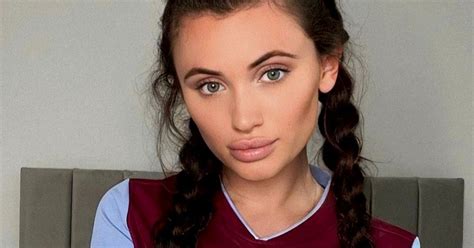 £40k A Month Onlyfans Star Alexia Grace To Fight Rival In Tiktok