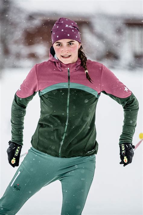 How To Dress For Xc Skiing Fashion Buzz