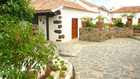 Casa rural tenerife norte is set in santa úrsula. Casa Rural Finca Roja (La Laguna - Tenerife Norte) - YouTube